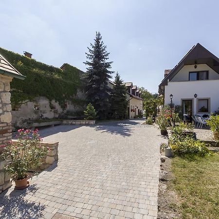 Varfal Vendeghaz Fertőrákos Exterior foto