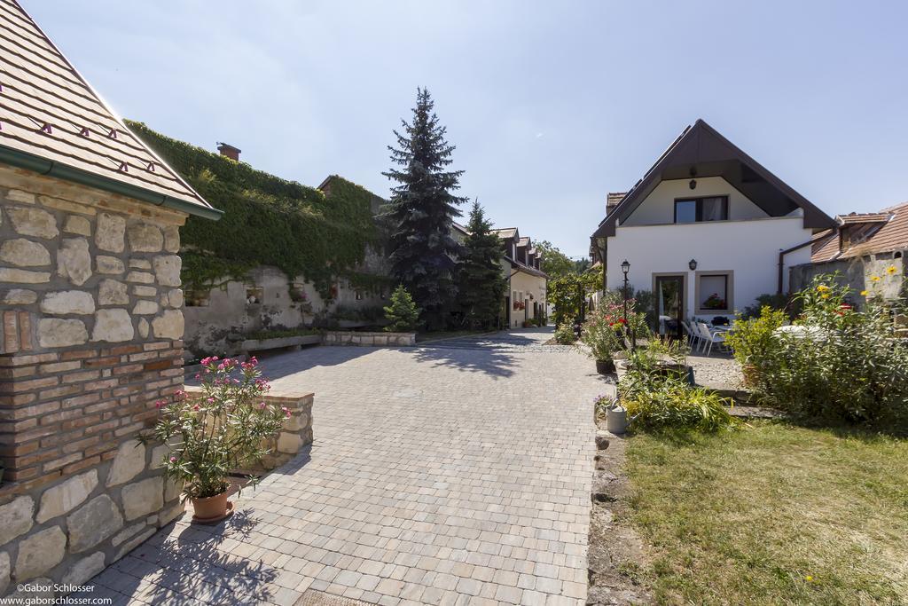 Varfal Vendeghaz Fertőrákos Exterior foto
